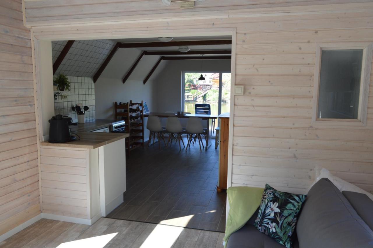 Intertranscoop Lake House Vamosszabadi ภายนอก รูปภาพ