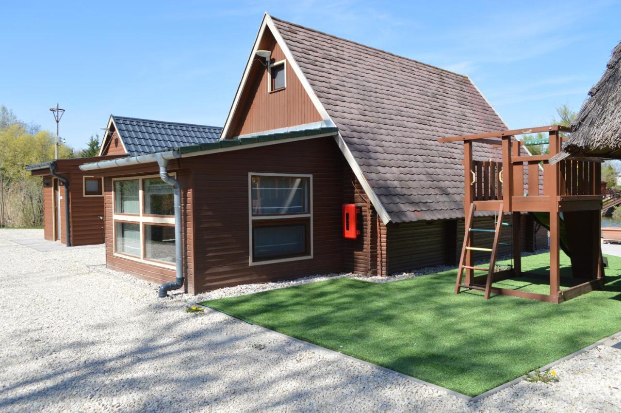 Intertranscoop Lake House Vamosszabadi ภายนอก รูปภาพ