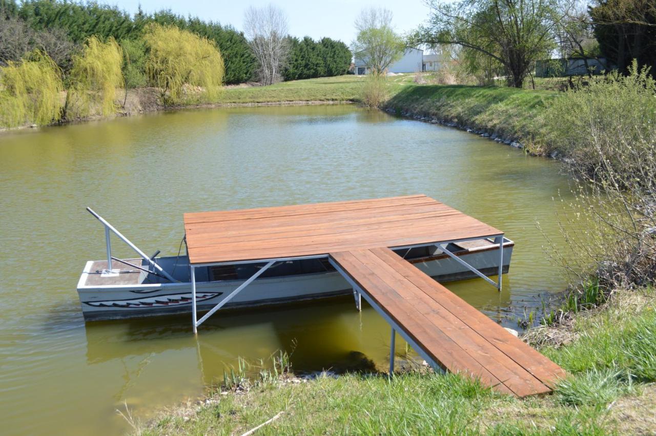 Intertranscoop Lake House Vamosszabadi ภายนอก รูปภาพ